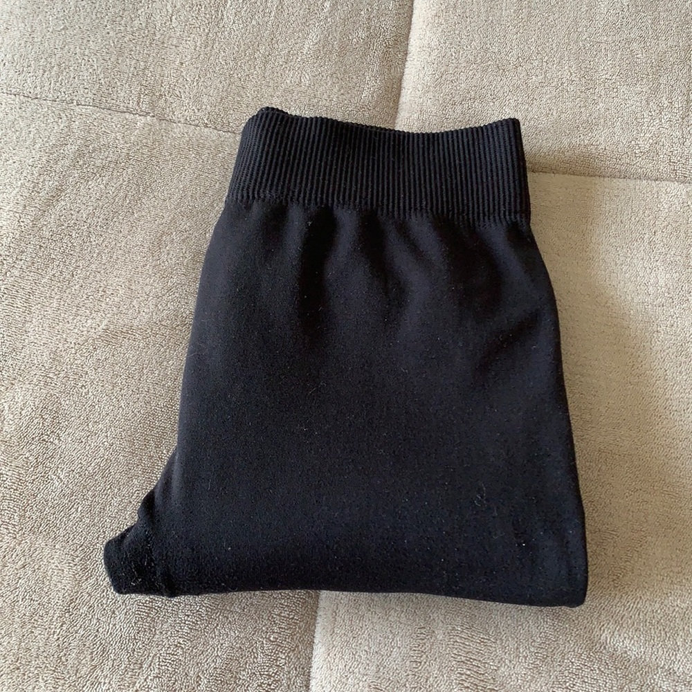 Black leggings